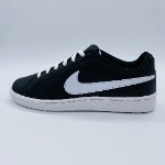 ナイキコートロイヤル