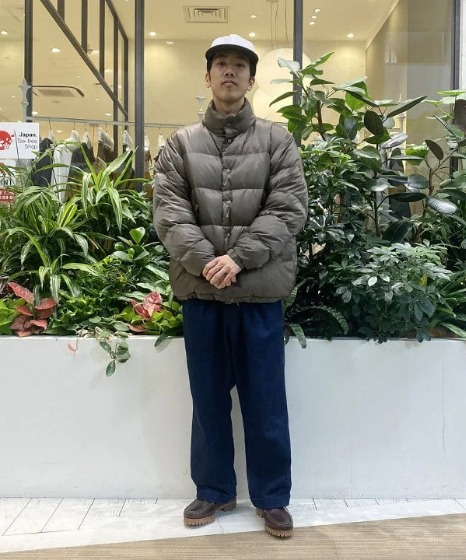 カーキ×インディゴデニム