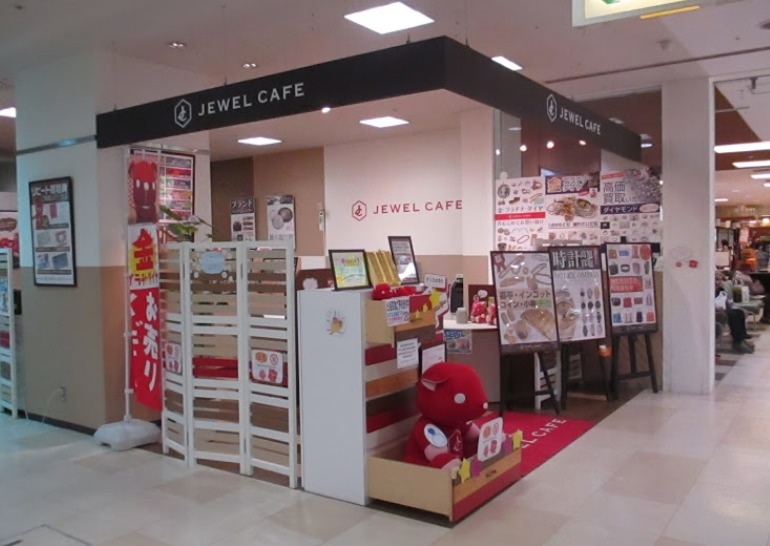 別府市の時計店：ジュエルカフェ トキハ別府店