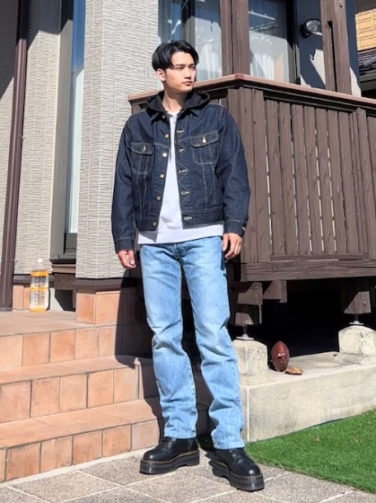 ②着まわし色は濃いめカラー