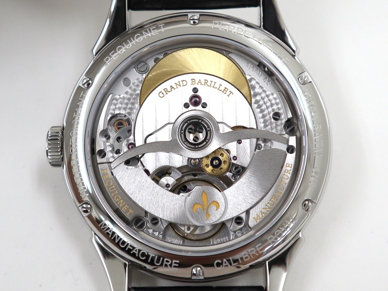 パワーリザーブ、驚愕の約100時間駆動