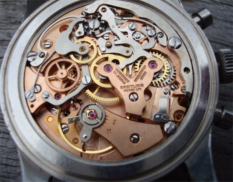 自社製ムーブメントへの切り替え