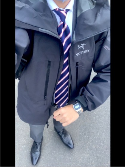 コーデ2：グレースーツ×A164WA1 HD