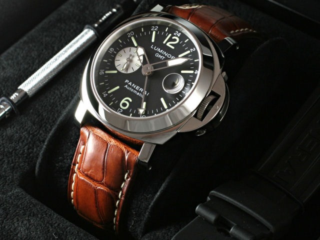 パネライ　ルミノール GMT 　PAM00088