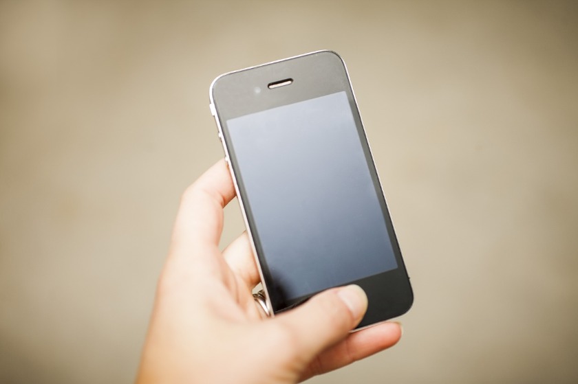 スマホ、Fitbitどちらとも再起動する