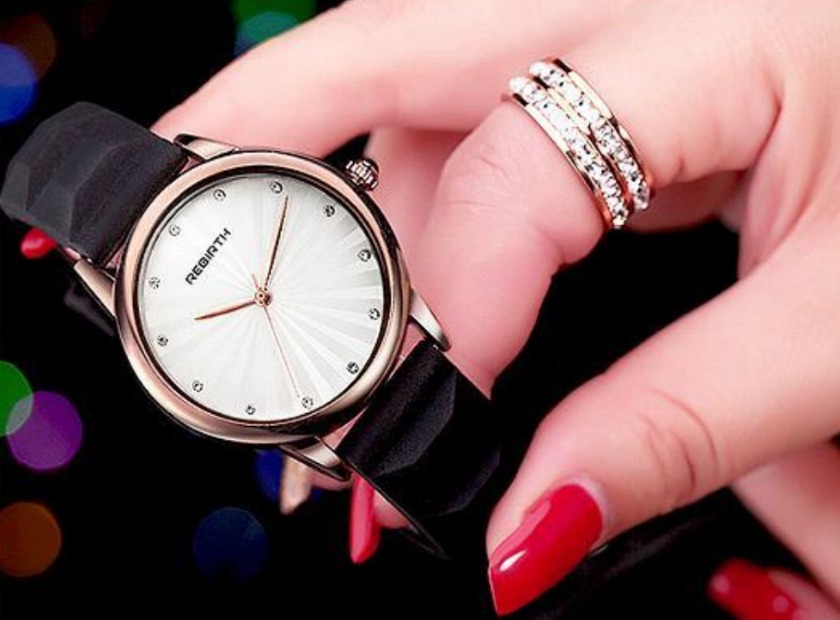 REBIRTH(リバース)の人気時計はリーズナブルでエレガント