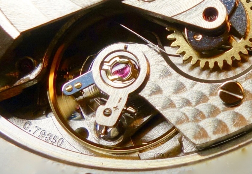 キャリバー79350搭載　ムーブメント