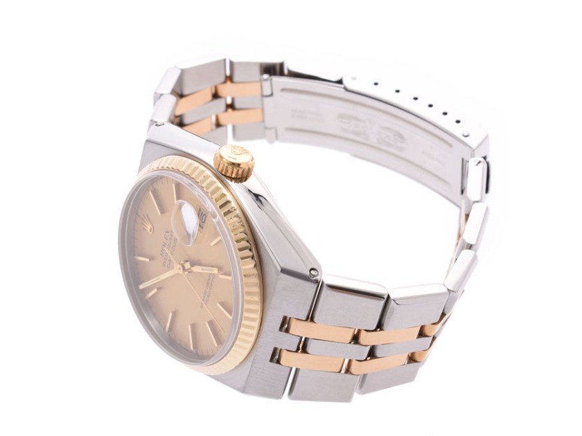 ロレックスオイスタークォーツは歴史を感じるモデル