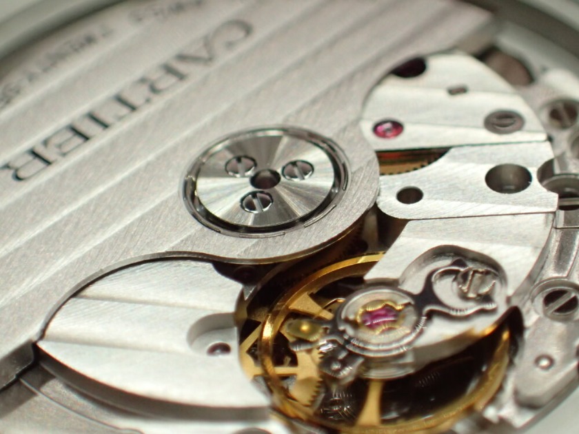 カルティエ(時計)×東京の修理店は熟練の技術が光る