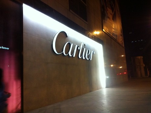 カルティエのレディース時計選び方1:好きなモデルから選ぶ