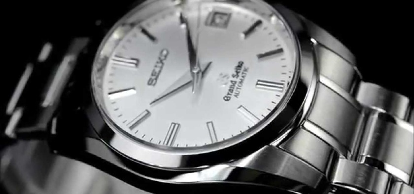 SBGR051(グランドセイコー)はシンプルで美しいモデル