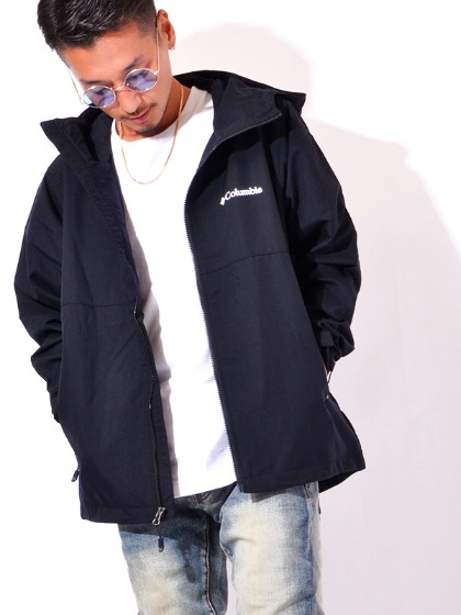 マウンテンパーカーとは？知っておきたい3つの特徴