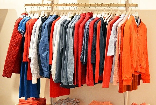 詰め方のコツ2：持っていく服は最低限にする
