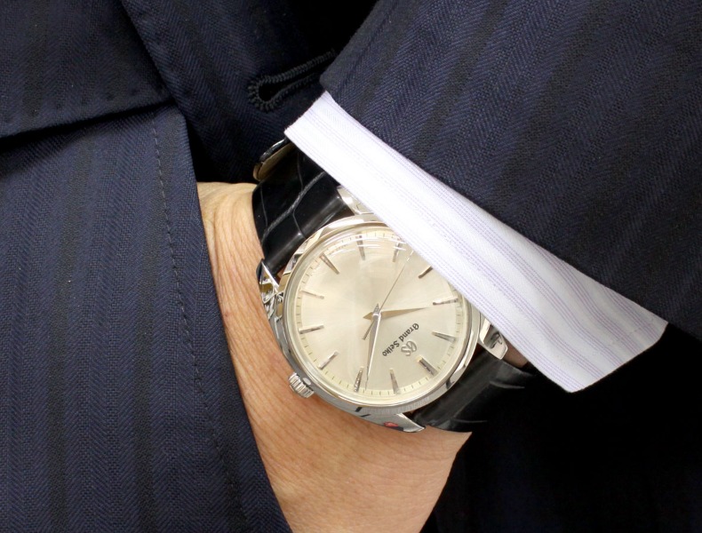 SBGX331(グランドセイコー)は9Fクォーツ搭載の高級モデル