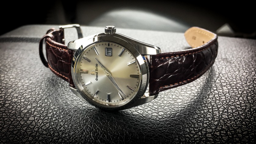 SBGX263(グランドセイコー)のレビューは？評価や違いも紹介