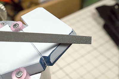 完璧を求めるのならヤスリが必要