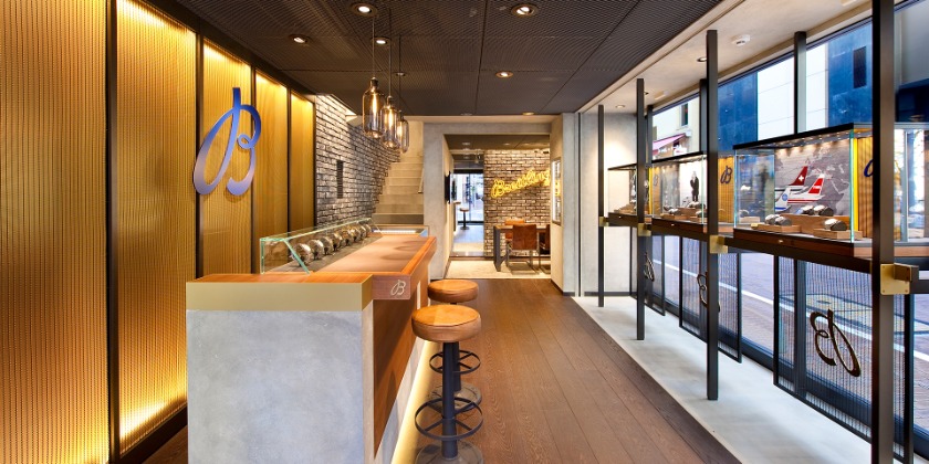 2.正規販売店や公式ショップで購入する