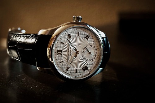 フレデリックコンスタント レディースの人気モデルを紹介