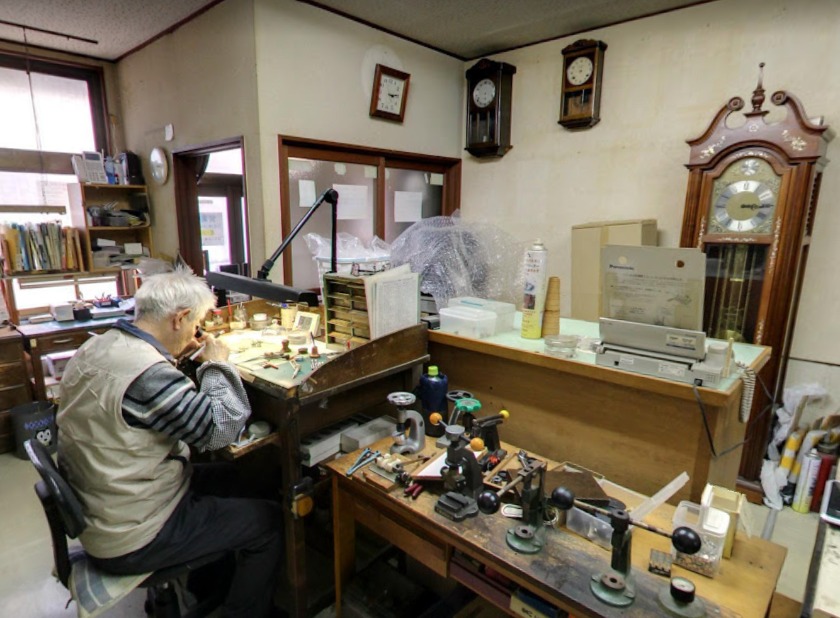 名古屋市瑞穂区の時計店：東海時計サービス社