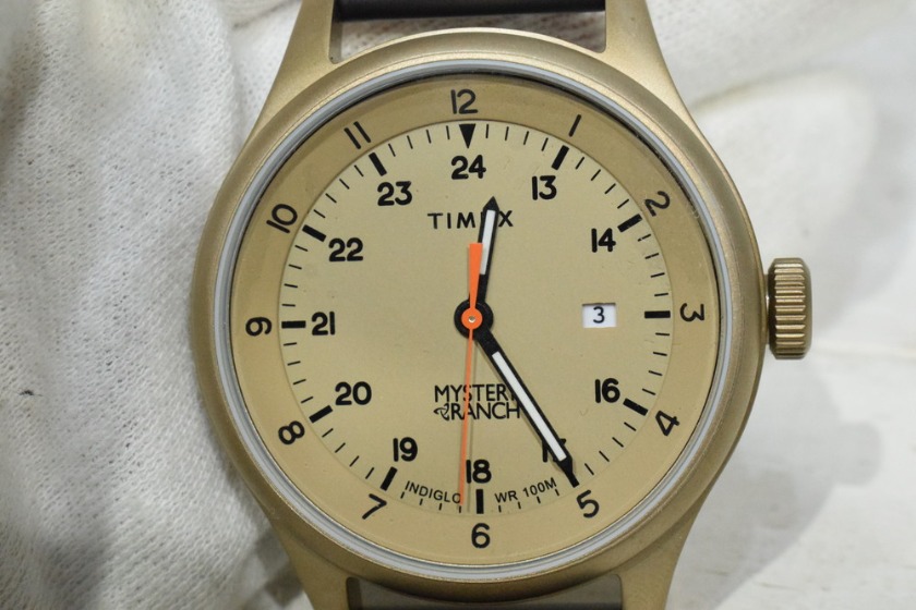 コヨーテカラーとスモーキーステンの風合い