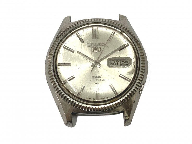 STEP1：外装部分を磨く