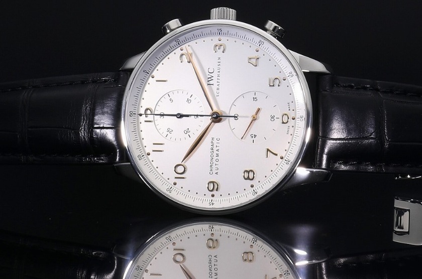 IWC"ポルトギーゼ"は人気業者で高額買取を狙おう！