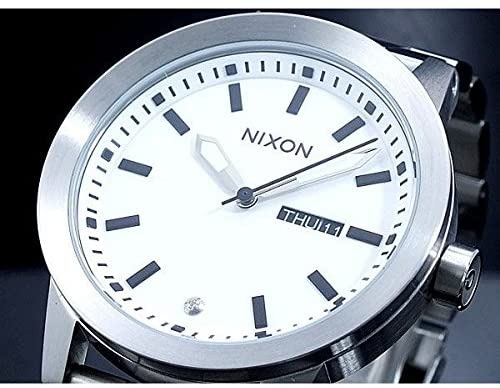 NIXON(時計)の修理は料金と技術でチョイス