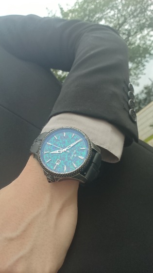 スーツをおしゃれに着こなせる