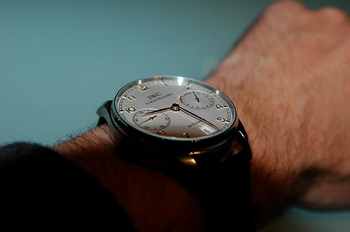 ②人気だけでなく時計本来の価値を見極める