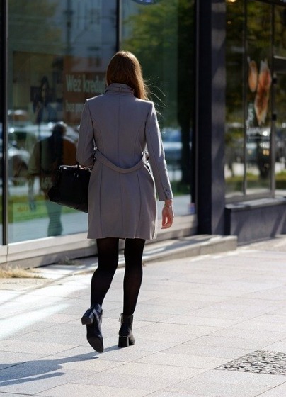 カール F. ブヘラの販売店