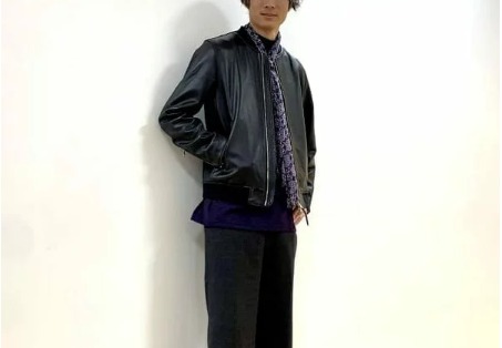 ライダースとスカーフ