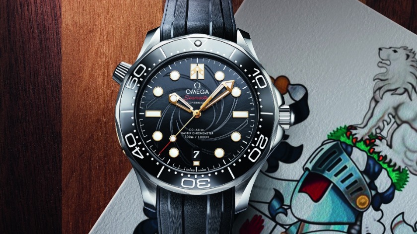 特徴2：ガンバレル型がモチーフになっている文字盤