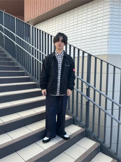 ブラック×ワイドデニムパンツ