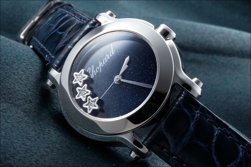 星デザインの腕時計はおしゃれのポイントにピッタリ！