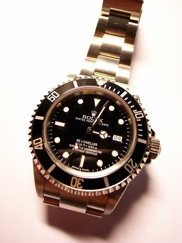 文字盤をつけた時計の全体像を確認