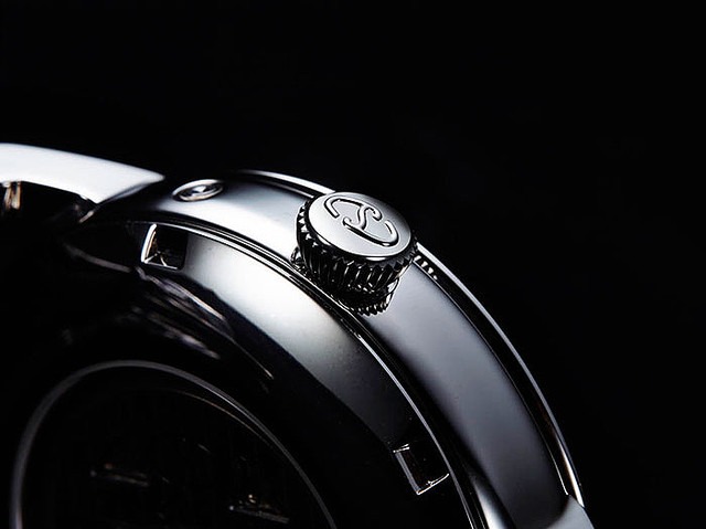 ケース、ストラップにもこだわる