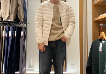 ベージュ×スウェット