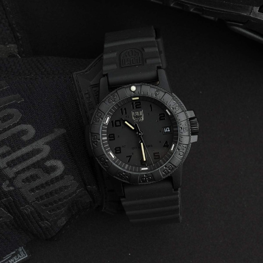 ブラックアウト 0301.BOの特徴・機能