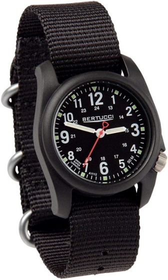 11015 Analog Display Analog Quartzの特徴・機能