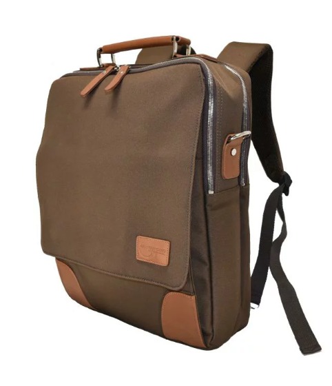 コーデ3：ビジネスカジュアル×ブラウン