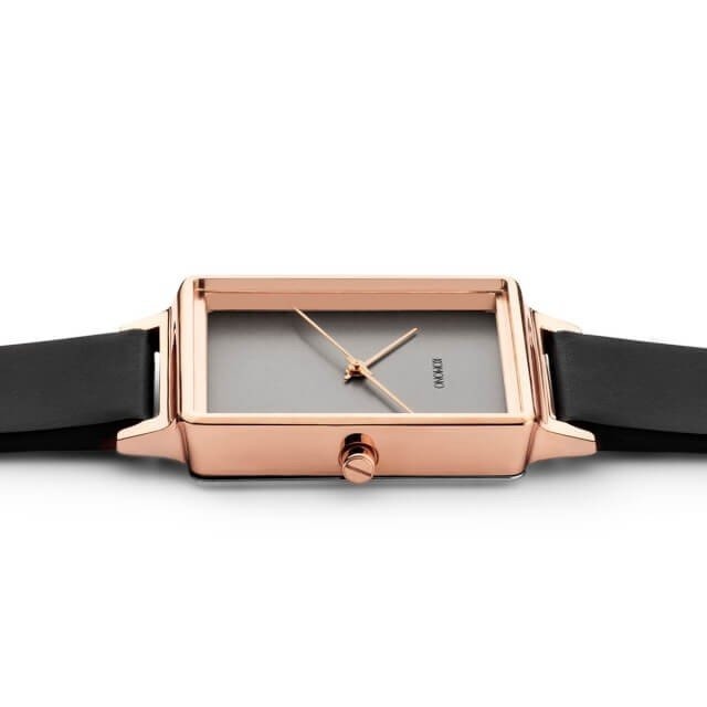 コンラッド ブラック ローズ 