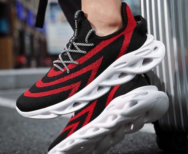 ④カジュアル度を変える"厚底"