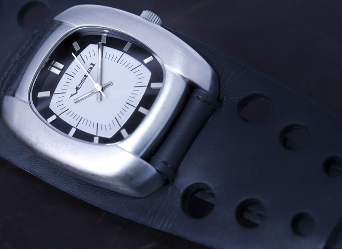 VESTALの電池交換は修理業者が安全でお得