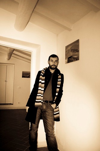 ①クールな印象の「シンプルデザイン」