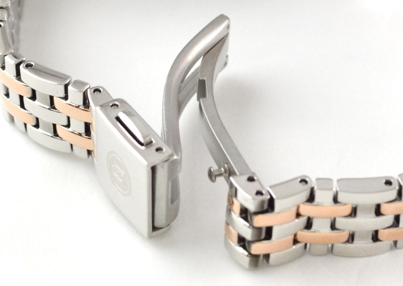 三ツ折れプッシュフリータイプ