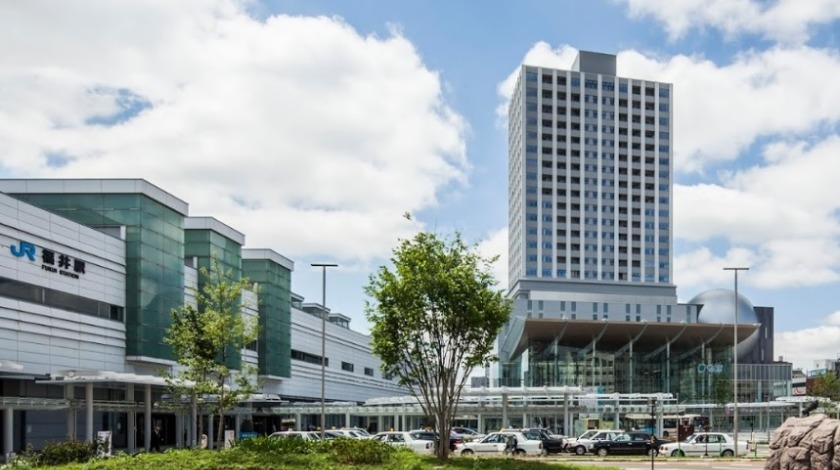 福井市の時計店：ジュエリーパリの特徴・品揃え