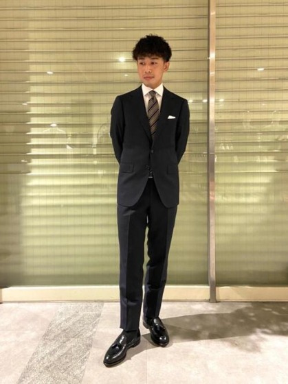 ブルー系セットアップ×黒ソックス