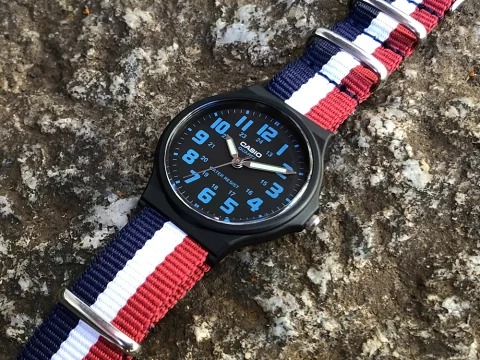 チプカシの改造 カスタム方法11選 液晶反転 文字盤塗装も紹介 Richwatch