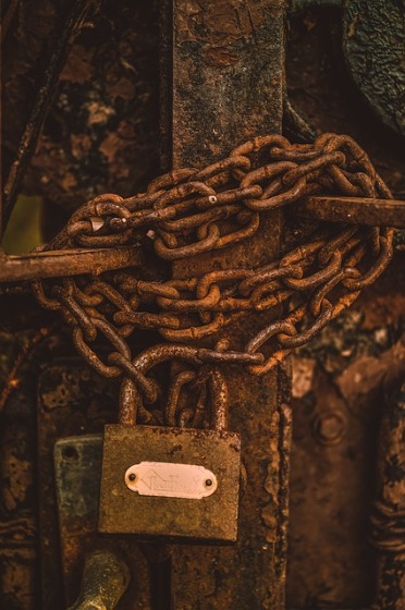 ゼンマイが劣化している