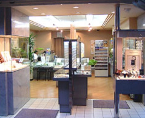 大阪市生野区の時計店：岩井